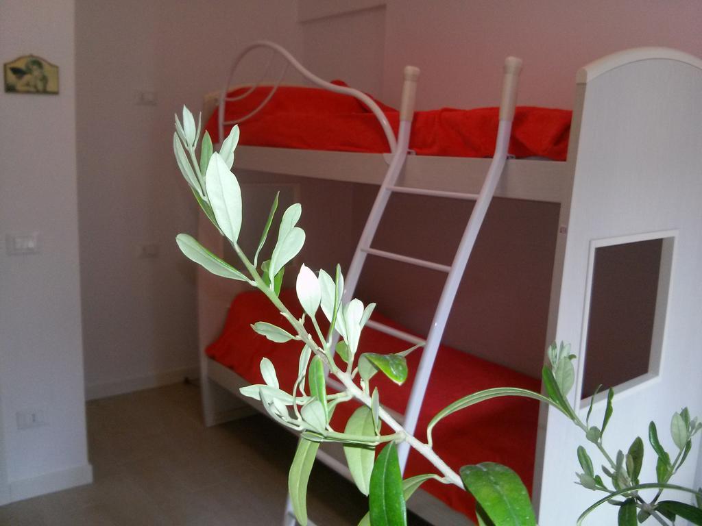 Apartamento Il Nido del Cigno Sirmione Exterior foto
